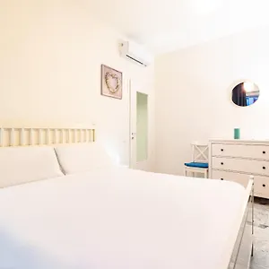 Piazza Gramsci Amazing With Balcony - Collection Apartment Milan